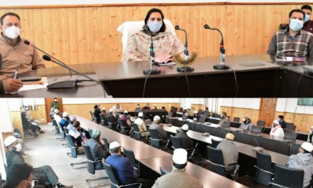 DC Gbl chairs meeting with religious clerics of the district;Urges for Covid-19 vaccination, strict observance of Sops