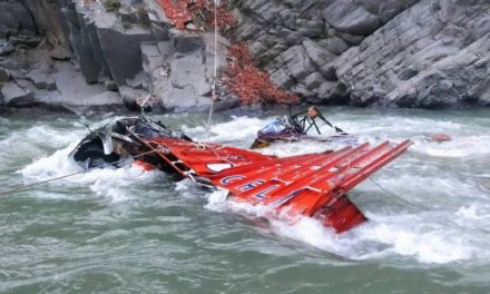 Two feared drowned as truck falls into stream along Jammu-Srinagar national highway