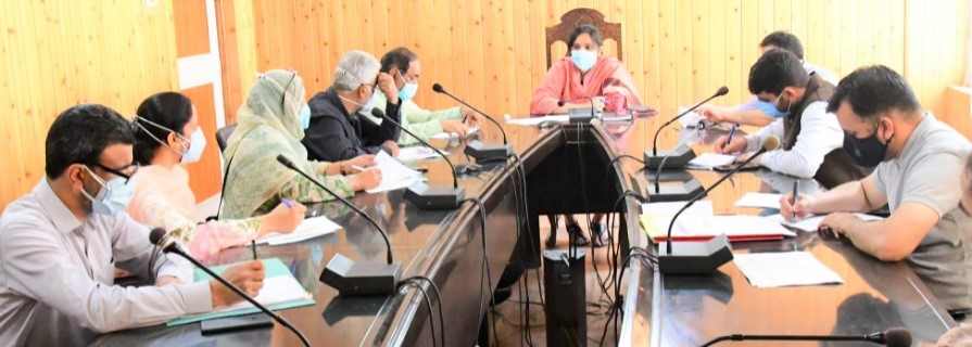 Ensure strict monitoring of vaccination drive for 18-44 years at Gbl: DC  Ganderbal Krittika Jyotsna