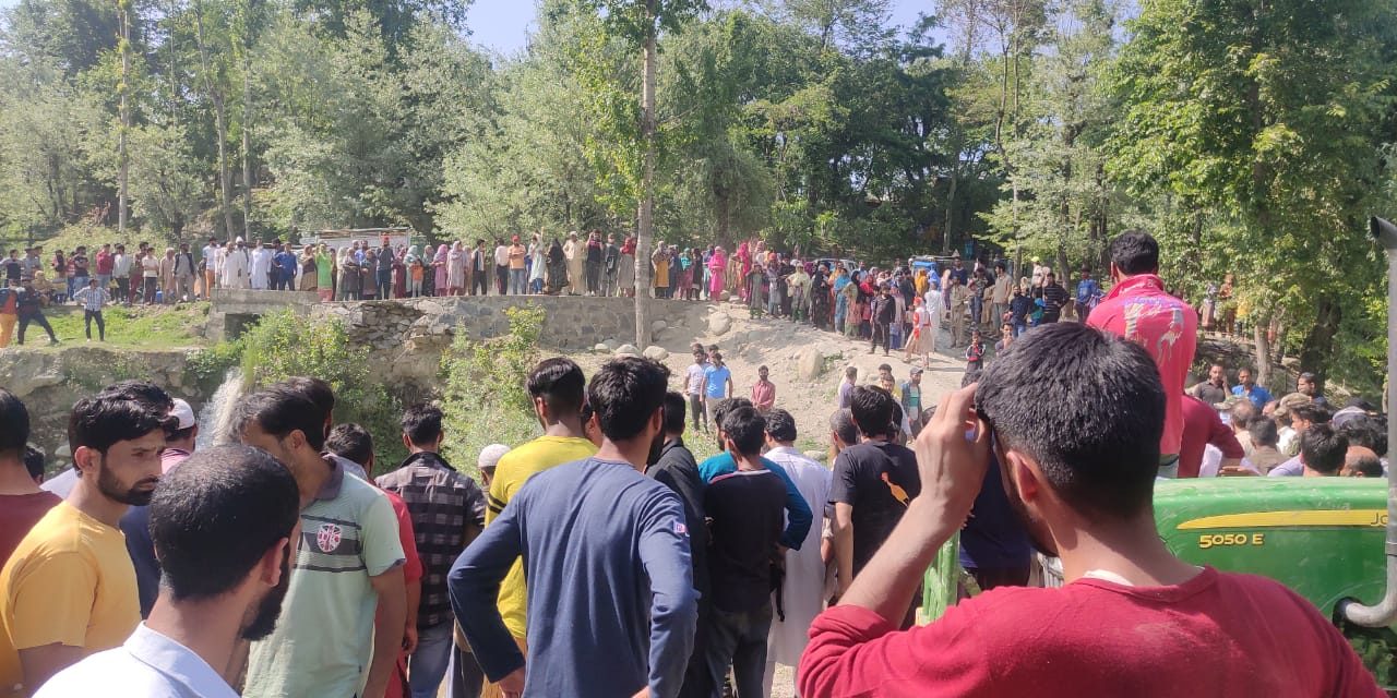 14 year old boy feared dead after slipping into a nallah