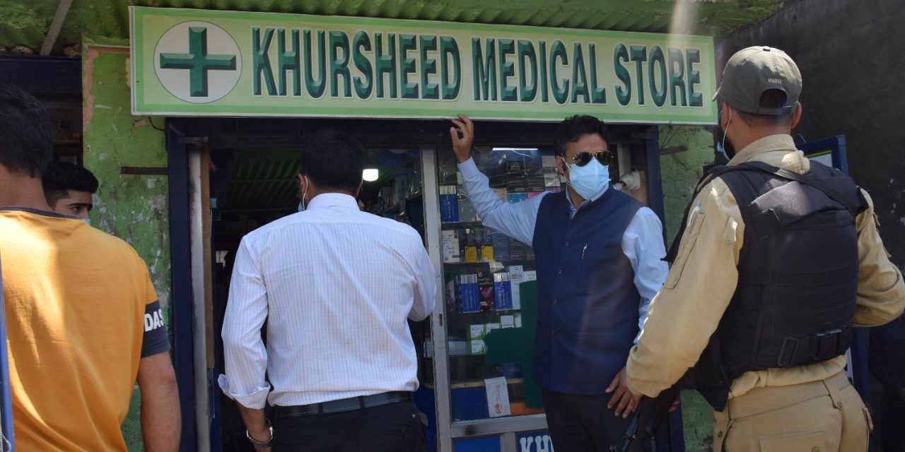 Dozens of Covid-19 SOP violators quarantined at Kulgam, shops sealed