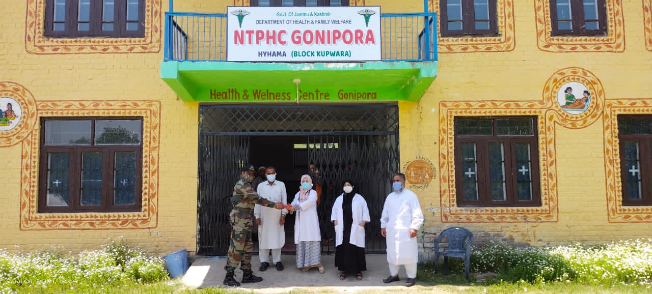 Army Appreciate And thank doctors of Kupwara on doctors day
