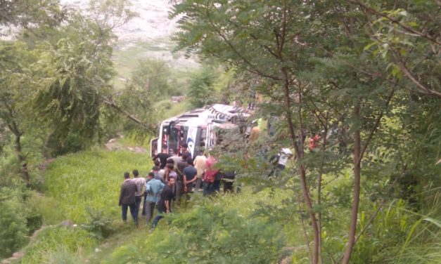 Mini Bus with over 30 passengers on board falls in gorge in poonch, many injured.