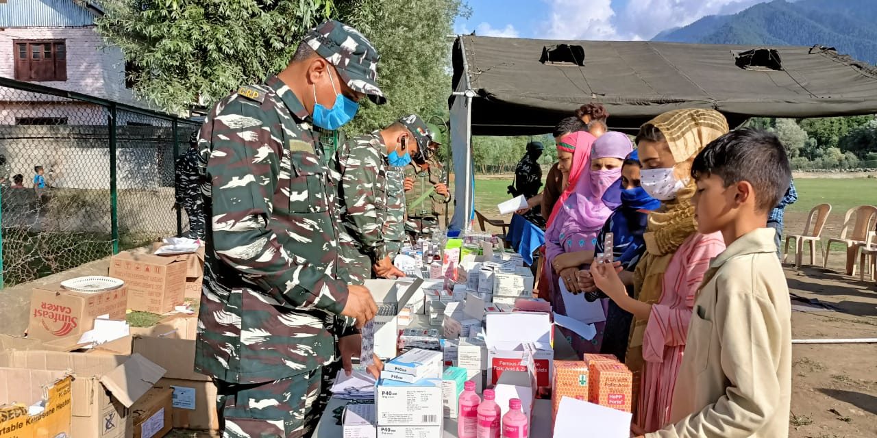 118Bn CRPF organises free medical camp at Kangan Ganderbal