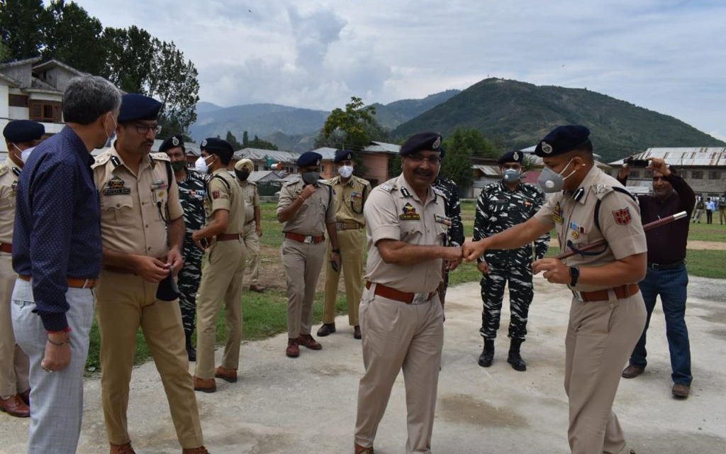 DGP visits North, South Kashmir; reviews security arrangements;Says our mission is to consolidate peace & normalcy and foil anti-peace attempts