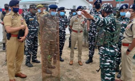 IGP Kashmir along with IGP CRPF tours South, assess north & south portal of new tunnel and control room