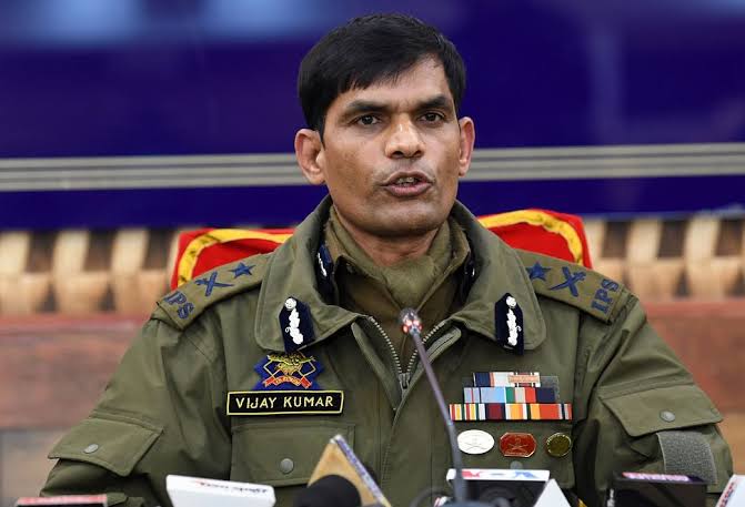 LeT Commander among two militants killed in brief shootout at in Kulgam:Slain militants were involved in killings of two poor labourers from Bihar: IGP Kashmir
