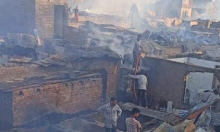 DC Srinagar sanctions ex-gratia relief of Rs 39.26 Lakh to fire victims of Barthana, Parimpora