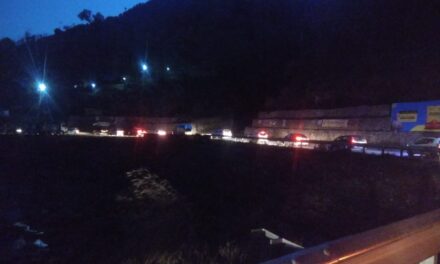 Vehicular Traffic Movement Restored Along Srinagar-Muzaffarabad After 2 Hours