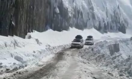 Higher reaches receive fresh snowfall, elude plains in J&K;Bandipora-Gurez, other roads closed