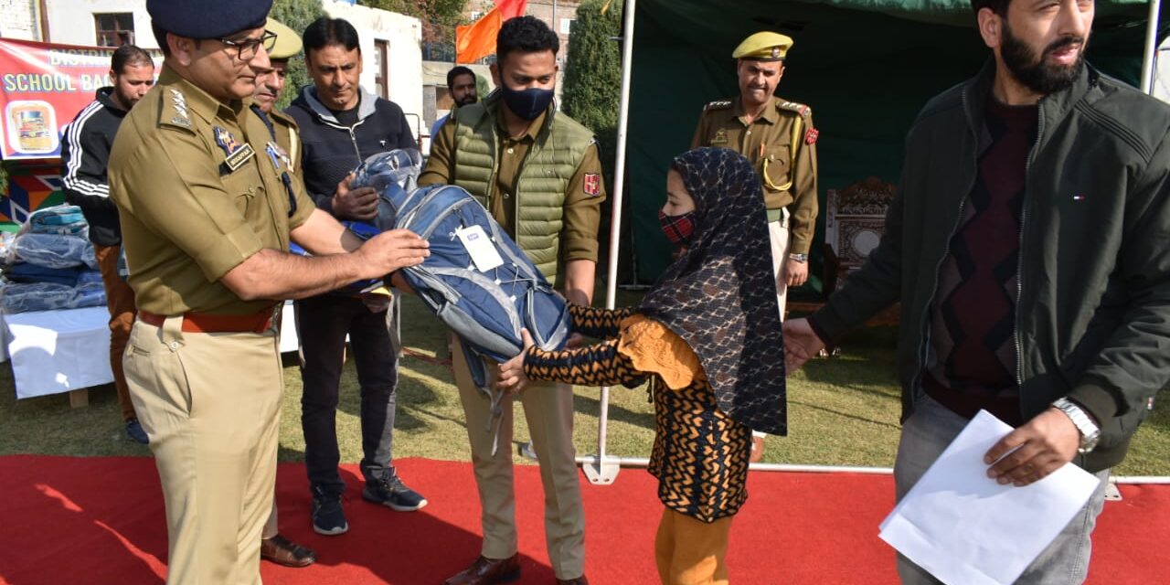 Ganderbal Police distributed School bags,Stationery items among Orphan Students at DPL Ganderbal.