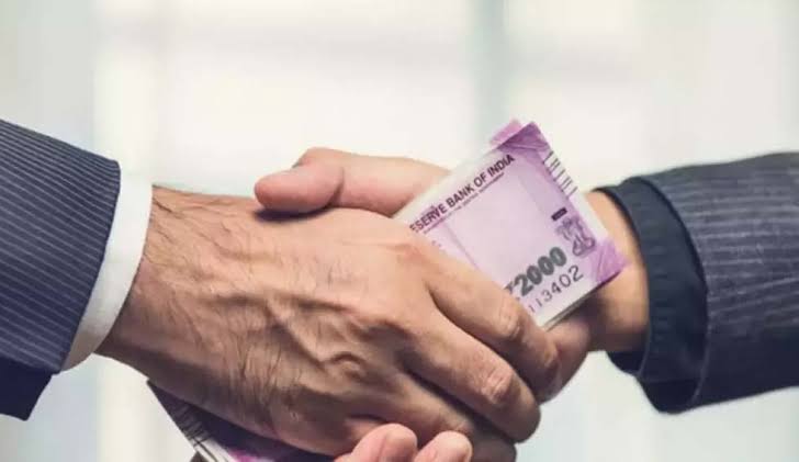 Tehsil Office Clerk in Singhpora Pattan Arrested for Accepting Bribe: ACB