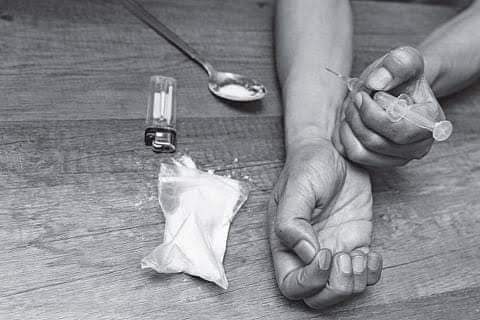 Shocking: 6 lakh people in J&K drug addicts, reveals Govt data;‘90% of drug abusers in age group of 17-33 years’