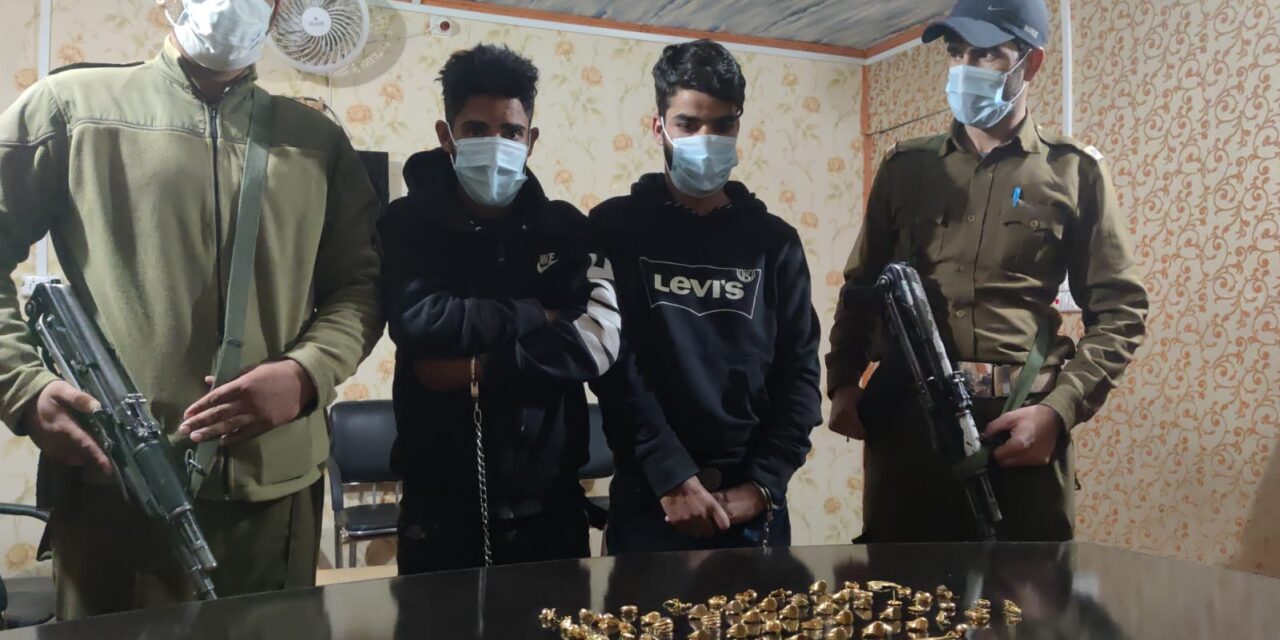 Budgam Police cracked burglary case within 36 hours; jewellery worth lakhs of rupees recovered.