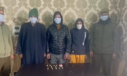 Budgam Police solved burglary case within 24 hours; stolen jewellery recovered.
