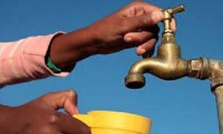Pulwama villagers stage protest against ‘contaminated’ water supply