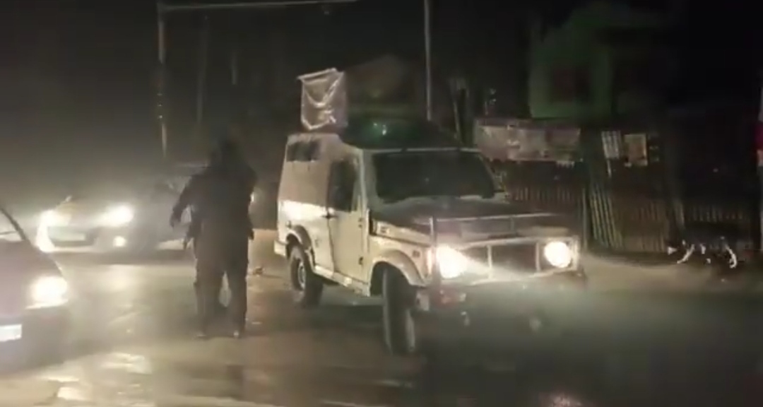 Traffic Cop Injured in Militants Attack In Rajouri Kadal
