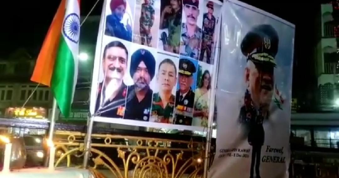 GoC 15 Corps; IGP Kashmir pay tributes to CDS Rawat at Clock Tower, Sgr
