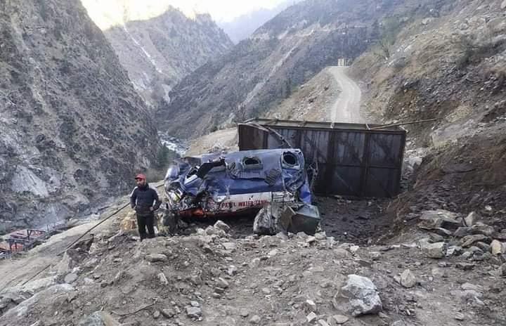 3 persons killed as water tanker rolls down into gorge in Kishtwar