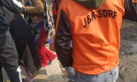 River police foils suicide, retrieves girl alive from the river