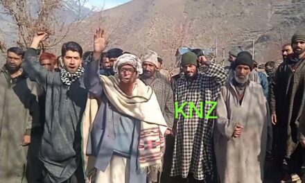 Kalas-Pati Poshkar residents held protest against PDD, demand new transformer