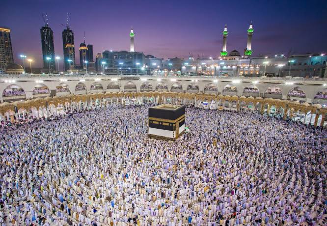 Intending Hajj pilgrims-2022 yet to receive Cover Number asked to approach J&K-HC office, Srinagar