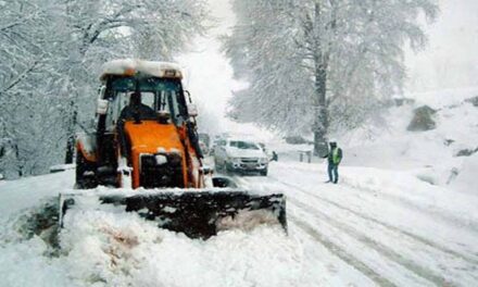 MeT issues advisory for moderate to heavy snowfall in J&K, Ladakh till Jan 9