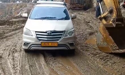 Jammu-Srinagar highway shut as ‘loaded truck gets embedded in mud’ near Panthyal