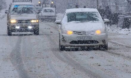 Snowfall in Kashmir: Jammu-Srinagar highway closed; Air traffic delayed, train service suspended