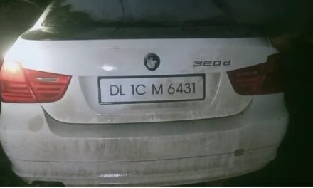 Car hits a tree, Catches fire in Ganderbal