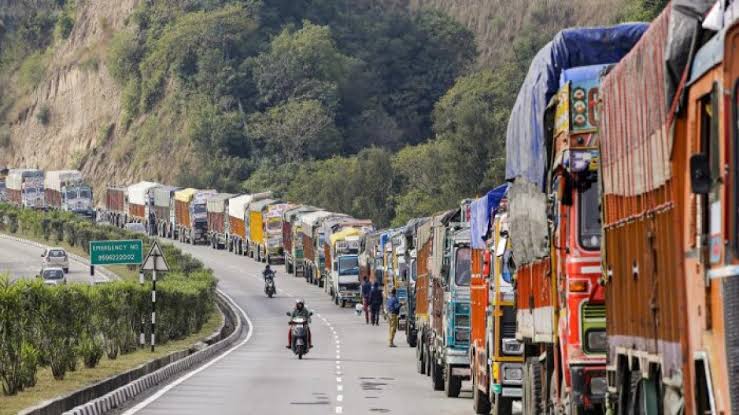 2-Way Traffic On Srinagar-Jammu Highway Tomorrow