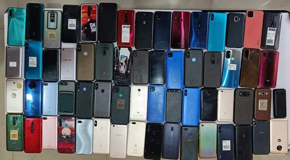 Cyber PS Kashmir recovers smart phones worth lakhs of rupees