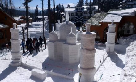 After Igloo, Snow-Bike; Taj Mahal like structure a new centre of attraction at Gulmarg