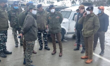 IGP Kashmir reviews Yatra security at Navyug Tunnel