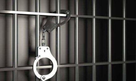 Police arrests 04 gamblers in Baramulla; Stake money seized
