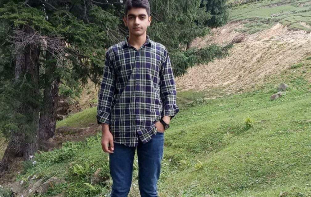 17-year-old goes missing from Aripanthan Budgam, family appeals for help
