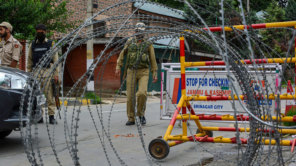 Restrictions to Be Imposed Across Kashmir Districts from Monday as Precautionary Measure