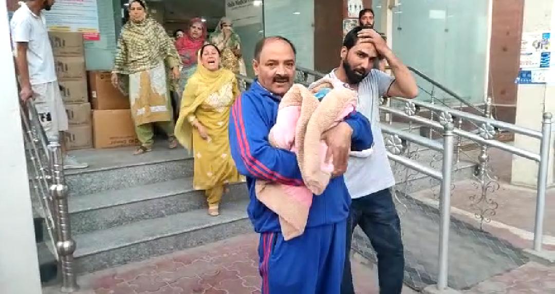 Ruckus in Shifa Hospital Srinagar after woman delivers dead baby