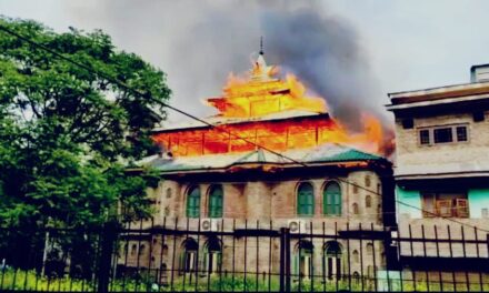 Srinagar: Mosque, Few Other Structures Involved As Massive Fire Breaks Out in Gojwara