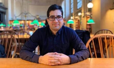 After brief stint in politics, Shah Faesal returns to service; awaits orders of posting
