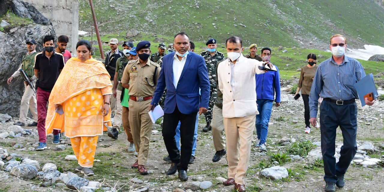 Nitishwar Kumar Visits Baltal, takes stock of Shri Amarnathji Yatra arrangements