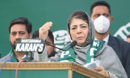 Mehbooba Mufti pays tributes to Mirwaiz, Lone