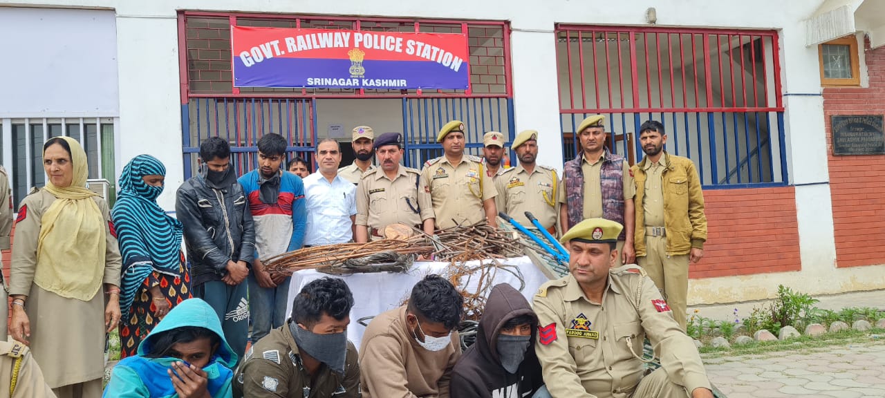 Theft of OHE copper wire: Railway police bust gang of non-local thieves