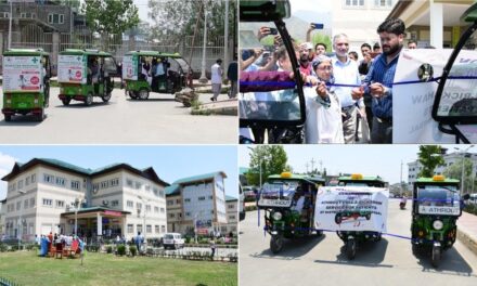 DC Ganderbal inaugurates E-rickshaw service at District Hospital Ganderbal