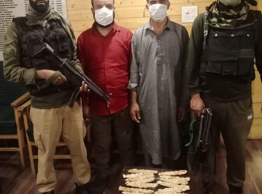Srinagar police siezes one kilogram charas like substance, two persons arrested