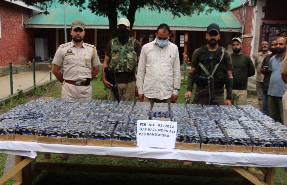 Bandipora Police Recovered 1300 Bottles of Contraband Substance COCAS-DX;Accused Arrested, Case FIR registered