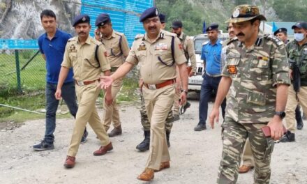 DGP takes stock of security arrangements; visits Baltal, Domail