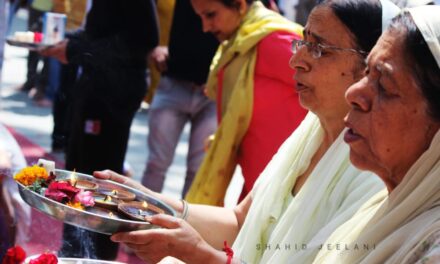 Mela Kheer Bhawani celebrated with religious fervour and gaiety at Tullamulla;Thousands of devotees offered Pooja and paid obeisance