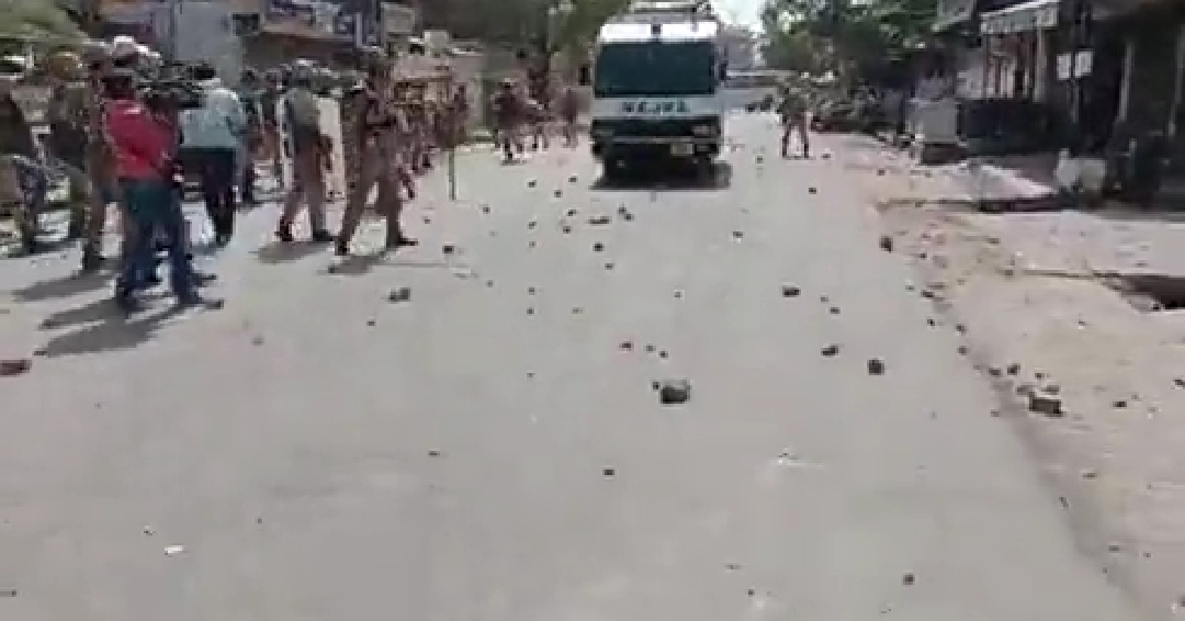 Protests in UP cities over Prophet remark, stone-pelting in Prayagraj