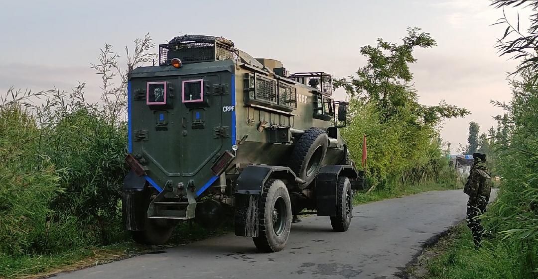 2 LeT militants killed in Bemina gunfight: IGP;’One among slain resident of Pakistan’